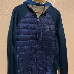 Arcteryx Running jacket XL Blue (fits Like A LARGE)